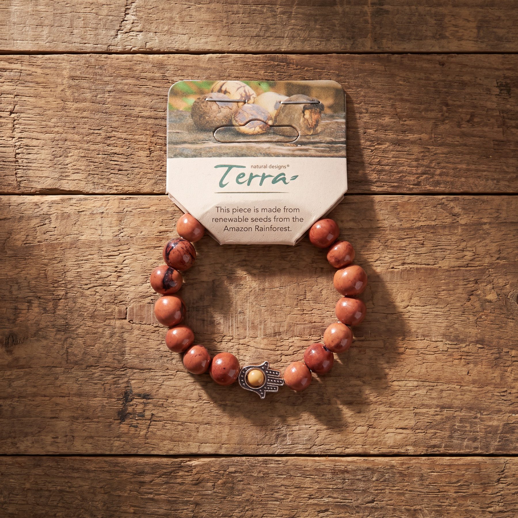 Claid-AI-4942ebf842344ad7a40e8d9de529cd89
