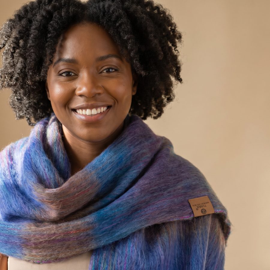 Alternative view of Winter Shawl - Case of Four